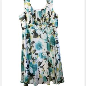 Connected Apparel Woman’s dress size 24W